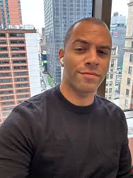 Hi I'm Jeph from Maryland. 5'7 tall, but 6'3 if count all the inches.