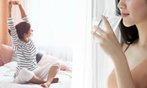 5 thói quen buổi sáng của những người sống khoẻ, trẻ lâu - Ngôi sao