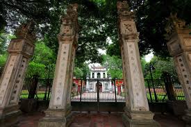 211 Quoc Tu Stock Photos