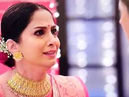 What do you want Nikki to do? Or, what would you have done in this  situation? You didn't see how Malik killed people? She needs to use her  brain now it's the