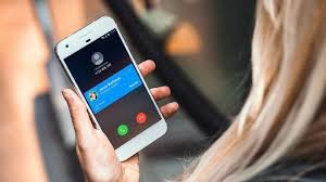 অপরিচিত কলারের নামও দেখা যাবে মোবাইলে, ট্রুকলারের মতো সার্ভিস দেবে Jio,  Airtel, Vi - jio airtel vodafone airtel will provide caller id service like  truecaller in mobile screen suk - Aaj Tak Bangla