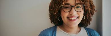 Becoming A Real Estate Agent: A Comprehensive Guide