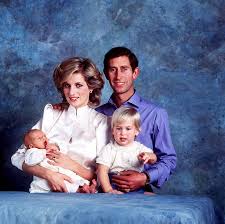 Se dice que la princesa diana y el príncipe carlos tuvieron una hija. Lady Di No Permitio Que El Principe Carlos Le Pusiera Estos Nombres A Sus Hijos