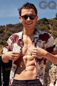 How Tom Holland S Spider Man Costume Earned Him A Punch Tom Holland Tom Holland Peter Parker Holland