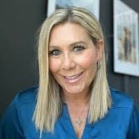 Hillary Rogers's Instagram, Twitter & Facebook