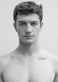 Tom Bellini's Instagram, Twitter & Facebook