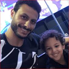 هي السورية سمر التي كانت آخر زوجاته. ØµÙˆØ± Ù…Ø­Ù…Ø¯ Ø§Ù„Ø´Ù†Ø§ÙˆÙŠ Ù…ÙˆØ³ÙˆØ¹Ø© Ø¥Ù‚Ø±Ø£ ØµÙˆØ± Ù…Ù†Ø© Ø¹ØµØ§Ù… Ù…Ø­Ù…Ø¯ Ø§Ù„Ø´Ù†Ø§ÙˆÙŠ Ø§Ø¨Ù† Ù…Ø­Ù…Ø¯ Ø§Ù„Ø´Ù†Ø§ÙˆÙŠ Ù…Ø­Ù…Ø¯ Ø§Ù„Ø´Ù†Ø§ÙˆÙŠ