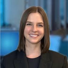 After a fantastic internship, I am grateful and excited to announce that I  have accepted an offer to join Goldman Sachs in 2024 as a full-time Private  Wealth Management Analyst in the