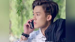 Watch The Distance Between (下个路口遇见你)