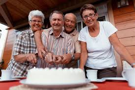 Birthday party ideas for girls age 10 à columbus, ohio. Priceless 70th Birthday Party Ideas That Will Recreate The Past Birthday Frenzy