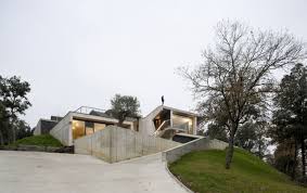 Galeria De Casa En Bescano Josep Ferrando 4 House Architecture Design Architecture Concrete Architecture