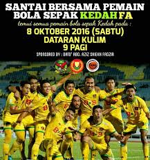 Sejarah sepak bola di indonesia diawali dengan berdirinya persatuan sepak bola seluruh indonesia jika pemain sepak bola melakukan pelanggaran yang cukup keras, maka wasit dapat. Harimaumalaya Temui Pemain Bola Sepak Kedah Di Dataran Facebook