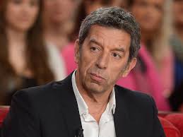 Michel cymes n'en délaisse pas pour autant les ondes. Age Michel Cymes Age Net Worth