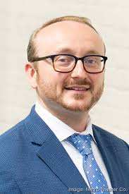 Metro Theater Co. seeks to fill newly created top post as Managing Director  Joe Gfaller and Artistic Director Julia Flood prepare to exit