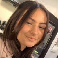 Travelle Robinson's Instagram, Twitter & Facebook