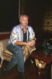 Reuterstwo men died under mysterious circumstances in an upper bedroom suite of the italian mansion on miami beach where gianni versace was murdered on july 15, 1997. Gianni Versace S Secret Moments Gianni Versace Versace Fashion Gianni Versace 90s