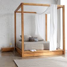Elegant Canopy Bed Frame Idea Feature Freestanding Square Natural Wooden Brown Low Profile Canopy B Modern Canopy Bed Canopy Bed Frame Contemporary Canopy Beds
