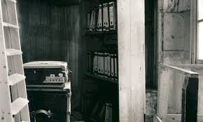 For all your glass needs. The Bookcase Anne Frank House
