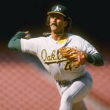 Pitcher Dennis Eckersley Of The Oakland Athletics Prepares To Throw The Ball In 1989 Photo Best Baseball Player Oakland Athletics Baseball Oakland Athletics
