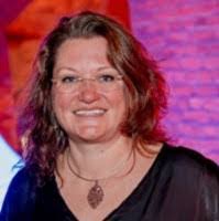 Sonja Engel's Instagram, Twitter & Facebook