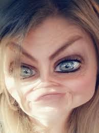 Larissa Veron a shame it's not very sharp a close up. And the second i  tought was to cute to not post.