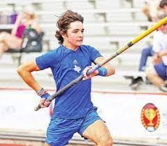 Isaac Hodges's Instagram, Twitter & Facebook