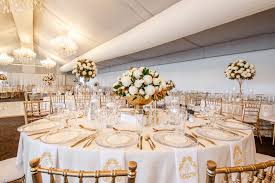 Victoria Park Is A Stunning Brisbane Wedding Venue Located On Brisbane S North Side Celebrate Your Wedding Reception Under Sparkling Ch Function Room Wedding Gala Dinner