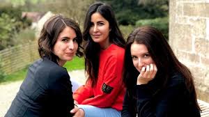 Katrina Kaif Introduces Us To Yet Another One Of Her Six Sisters Come Say Hi Katrina Kaif Photo Katrina Kaif Katrina