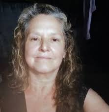 El perro y el gato atraviesan la puerta de diferentes maneras 😂