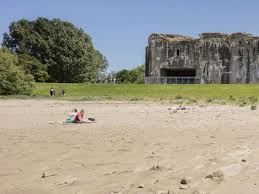 (military) a hardened shelter, often buried partly or fully underground. Bremen Denkort Bunker Valentin Geo