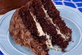 Recette Gateau Au Chocolat Hersheys Avec Garniture Au Fromage A La Creme Et Creme Au B Hershey Chocolate Cakes Cake With Cream Cheese Cream Cheese Buttercream