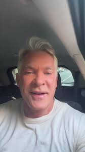 Sam Champion (@samchampion) • Instagram photos and videos