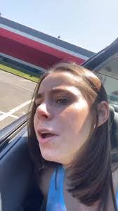 Ysabelle Wallace Siblings