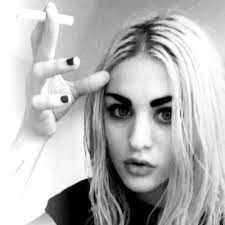 Kendall Jenner Picked On by Frances Bean Cobain