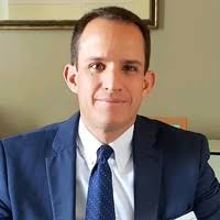 Correo electrónico y teléfono de Ernesto Hirlemann