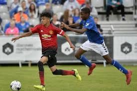 Watch performance of zidane iqbal vs middlesbrough u18s. Ada Pemain Berdarah Indonesia Zidane Iqbal Di Man United U 18 Bola Tempo Co