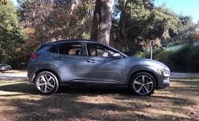 ™/® the hyundai name, logos, product names, feature names, images and slogans are. Twin Test 2020 Hyundai Kona Turbo Fwd Cheaper But Much Less Grip Car Shopping Car Revs Daily Com