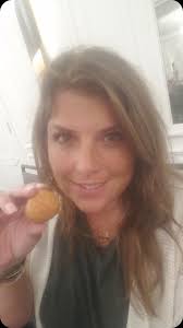 Desiree Evans (@desev22)