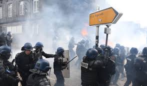 After booking, all of the property's details, including telephone and address, are provided in your booking confirmation and. La Demonstration De Force Des Agriculteurs A Clermont Ferrand Se Termine En Affrontements Avec Les Gendarmes Mobiles Clermont Ferrand 63000