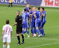 Niebieskie (domowe), czerwone (wyjazdowe), błękitne (alternatywne). Piast Gliwice Zagra Z Mistrzem Czech Sparing Ze Slavia Praga Odbedzie Sie W Austrii Plan Przygotowan Piasta Dziennik Zachodni