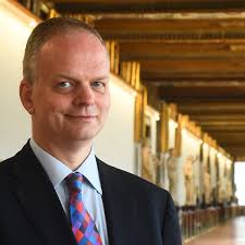 Former Uffizi director under fire for joining race to be Florence mayor