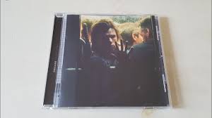 Certifié disque de platine, le troisième album d'orelsan bénéficie en 2018 d'une réédition avec onze titres. Deballage Album Orelsan La Fete Est Fini 2017 Youtube