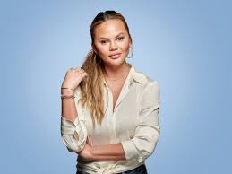 The latest tweets from @chrissyteigen Chrissy Teigen Says The Infertility Community Helped Her Heal And Now She S Giving Back Self