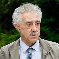 Il traîne sur la côte d'opale, participe à des réunions du bloc avec son copain d'enfance, le gros. Quakquak Und Die Nichtmenschen Fernsehserien De