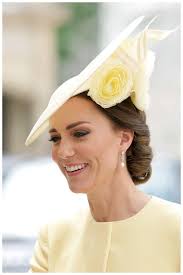 Romantic couple❤️ Princess Catherine 😍 and prince William 🥰 . . .  #RoyalNews #RoyalNewsUpdate #RoyalFamilyNews #katemiddleton  #princesscatherine #USA #BOOMchallenge #cabincrew #jenniferlopez  #alexandradaddario #AngelinaJolie #MeganFox #margotrobbie ...