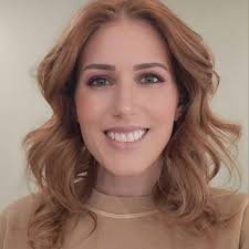 Thea Wyatt's Instagram, Twitter & Facebook