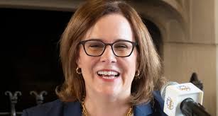 Transition team working to make new chancellor's arrival go smoothly