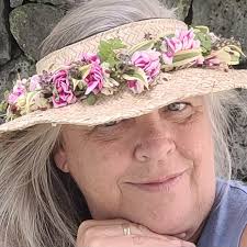 Shelley Hoist, Fine Fiber Art from Hawaii