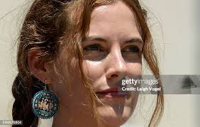 837 Lisa Vogel Stock Photos, High-Res Pictures, and Images