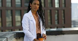New Amsterdam Rituals Episode 102 Pictured Freema Agyeman As Dr Helen Sharpe Photo By Will Hart Nbc New Amsterdam Amsterdam Photos Amsterdam